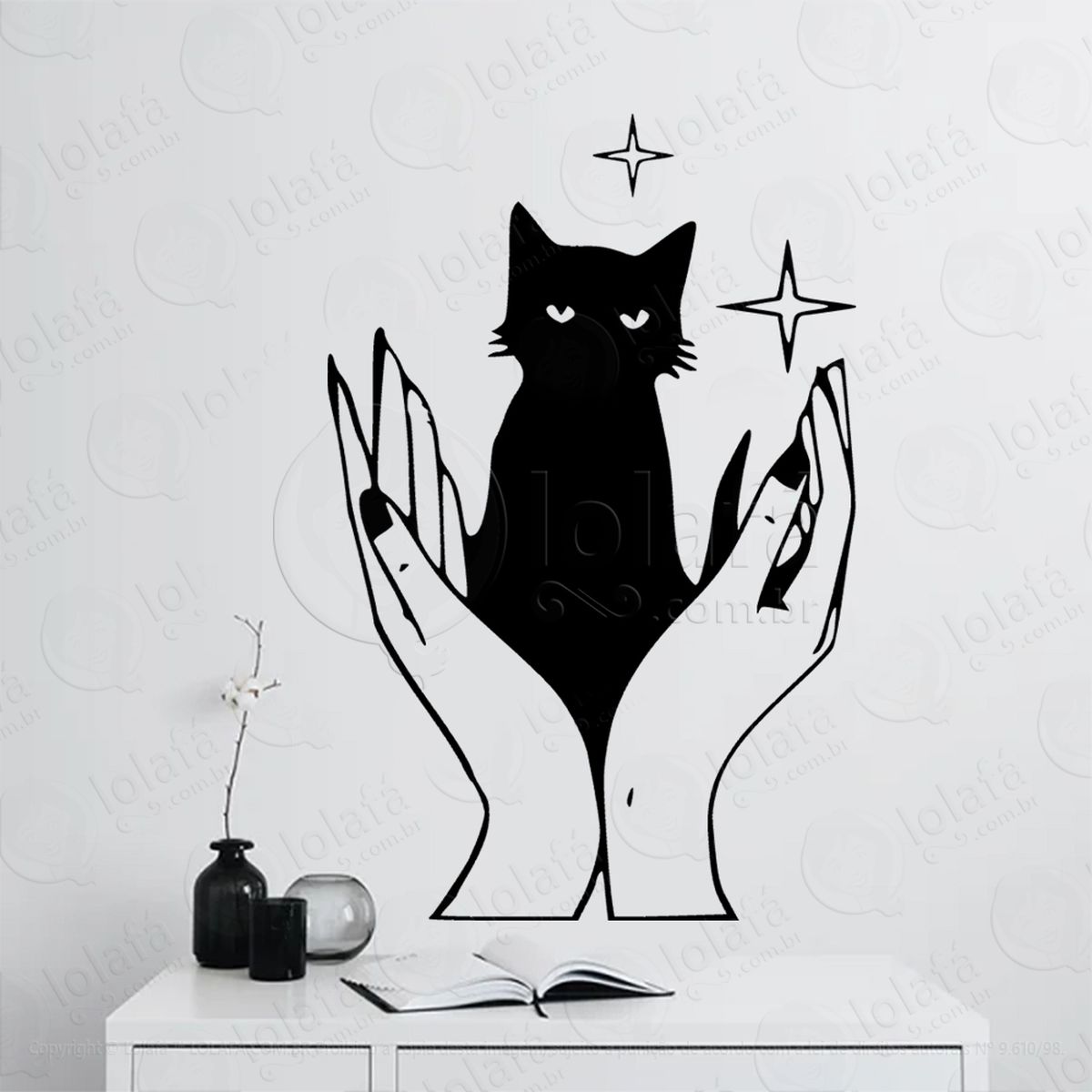 mãos segurando gato hands and cat adesivo de parede decorativo para casa, sala, quarto, vidro e altar ocultista - mod:186